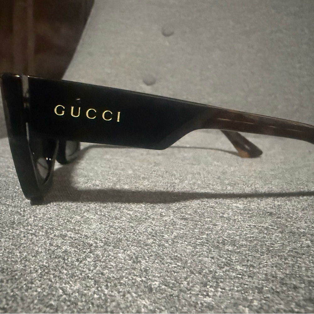 Gucci Black and Brown Sunglasses